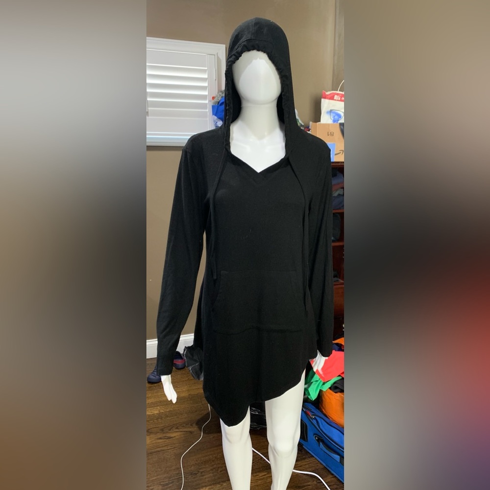 Black  hoodie